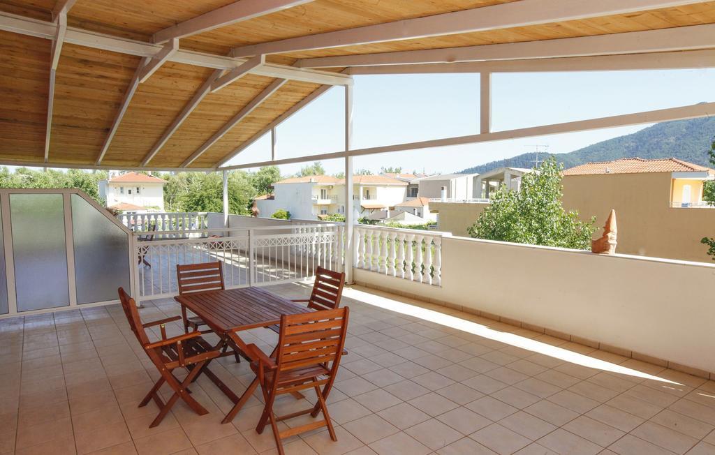 Nereids Apartments&Studios Chrisi Ammoudia Exterior foto